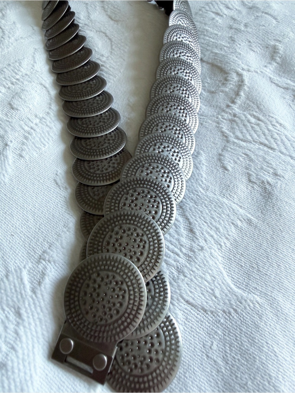 80s Silver Tone Metal Disc Coin Stretch Belt Boho Medallion Cinch OS